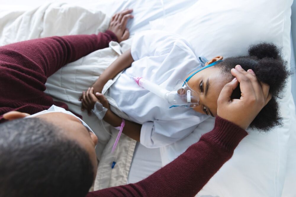 Young patient receiving care for severe RSV respiratory illness